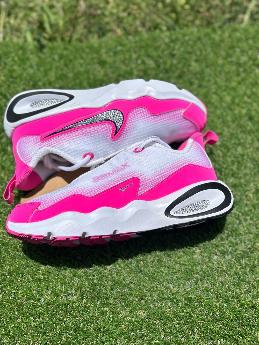 💖Custom Bling Nike Air Max Dn Hot Pink Rhinestone swoosh New with Tag Womens 6.5